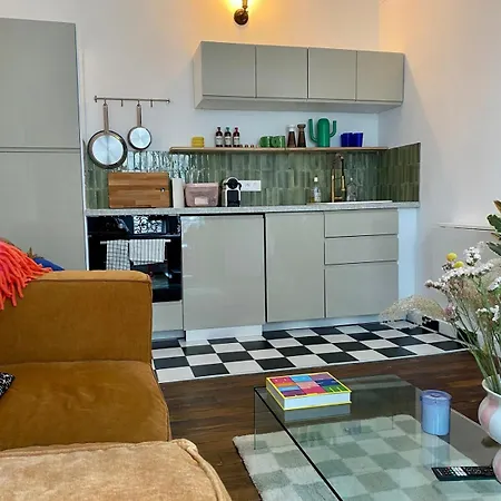 Montmartre Sacre Coeur Apartment Paris